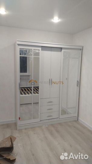 Шкаф новый