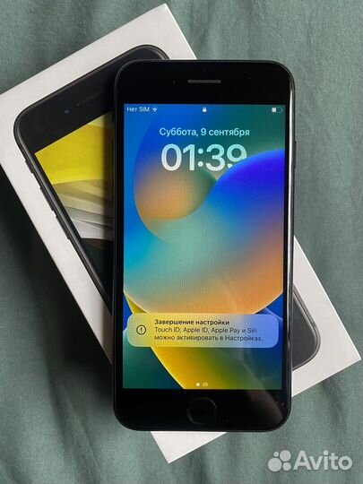 Телефон iPhone SE 2020