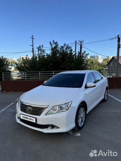 Toyota Camry 2.5 AT, 2014, 220 000 км