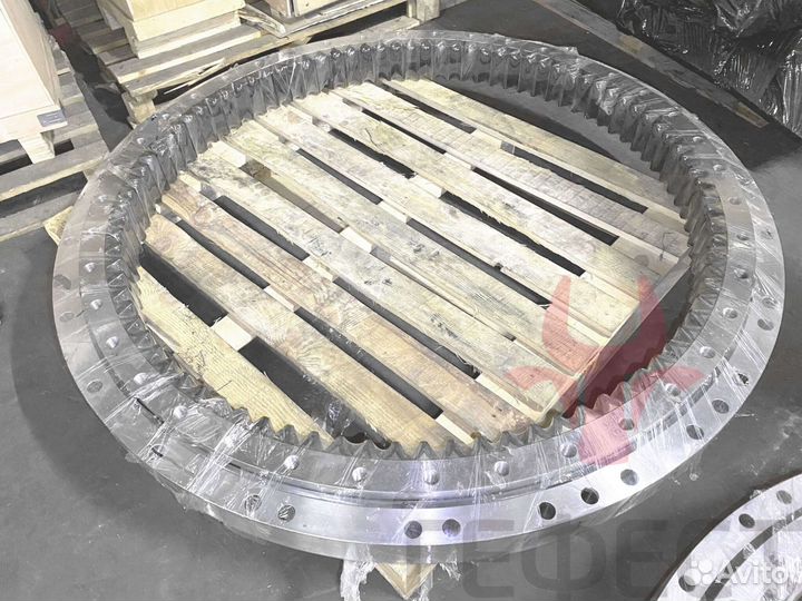 Опорно-поворотный круг EC290BLC 14563335