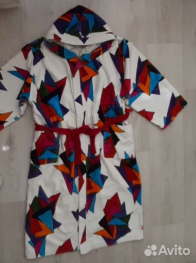 Халат махровый женский с капюшоном