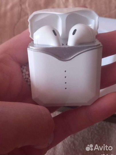 Беспроводные наушники