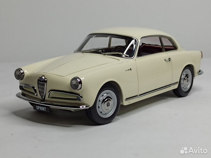 Alfa Romeo Giulietta Sprint 1:18 Kyosho