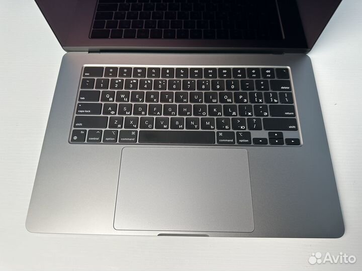 MacBook Air 15 2023 M2 256Gb Gray, 70 циклов