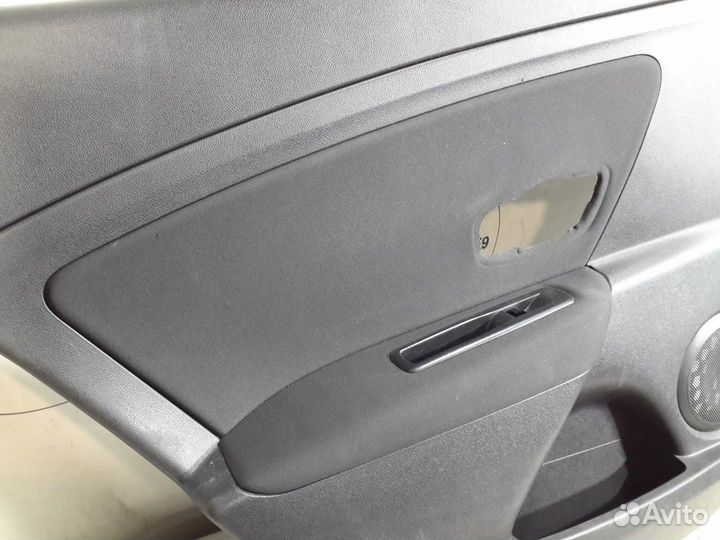 Обшивка двери задняя левая Renault Fluence