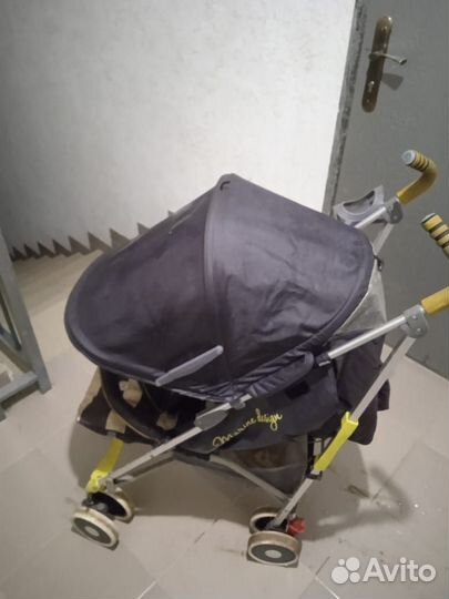 Прогулочная коляска трость