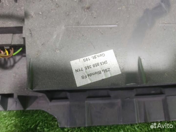 Накладка торпедо подрулевая volkswagen Caddy 3 20