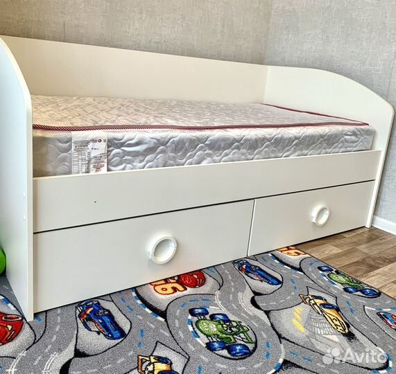 Кровать детская