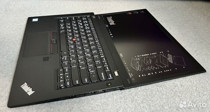 Тонкий i7 ThinkPad сенсор