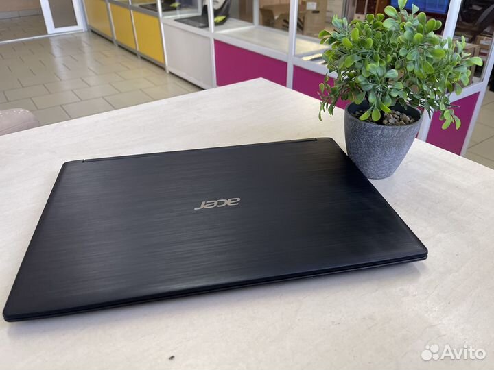 Ноутбук Acer/Intel/4GB/SSD