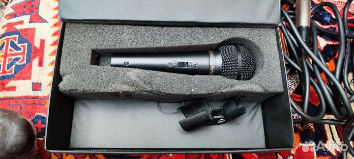 Микрофон профессиональный