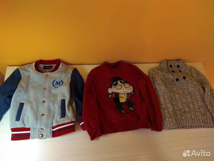 Одежда на мальчика рост 104.Брюки,рубашки,толстовк