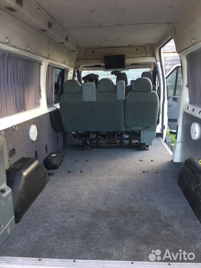 Пассажирские и грузовые перевозки на Ford transit