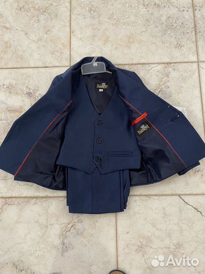 Костюм классический на мальчика