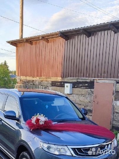 Свадебные украшения на машину