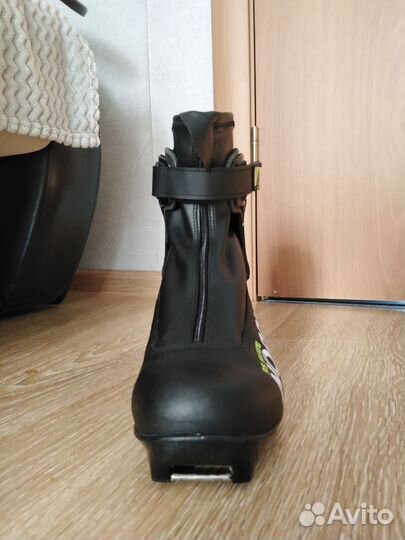 Лыжные ботинки коньковые Nordway