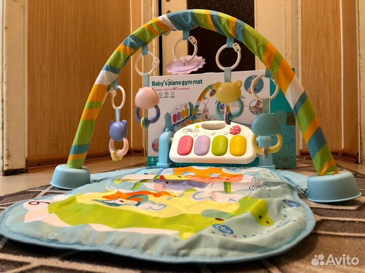 Развивающий коврик с пианино