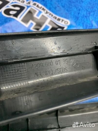 Накладка на порог салона Mercedes Benz Clk W209