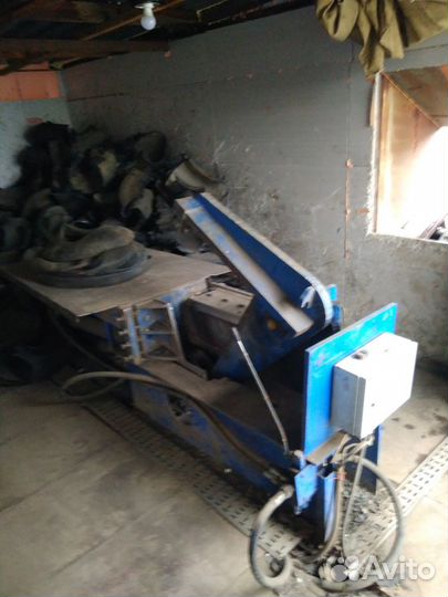 Мини завод по пеработке б/у резины в чипсу