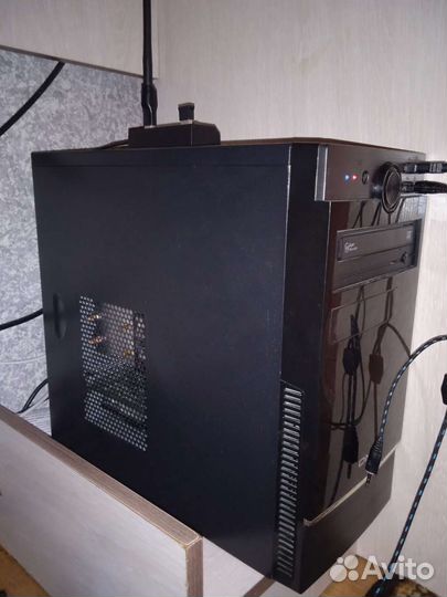 Продам системный блок можно играть, тянет