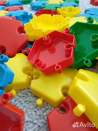 Разноцветная мозаика для малышей