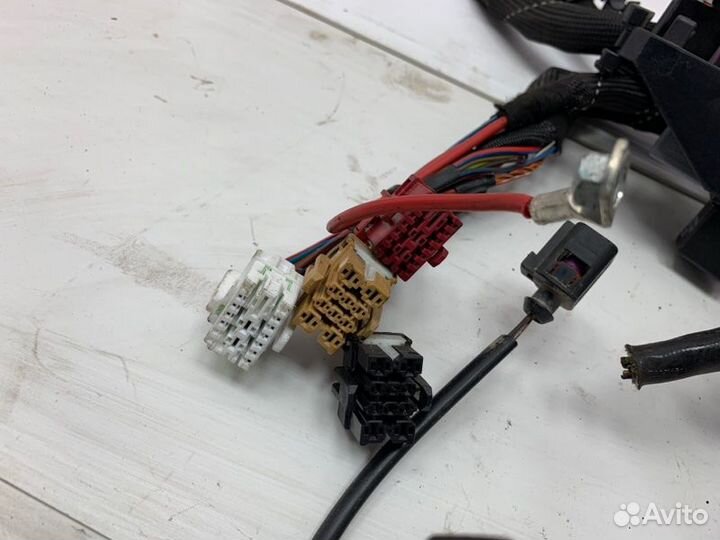 Электропроводка (моторная коса) Audi A4 универсал