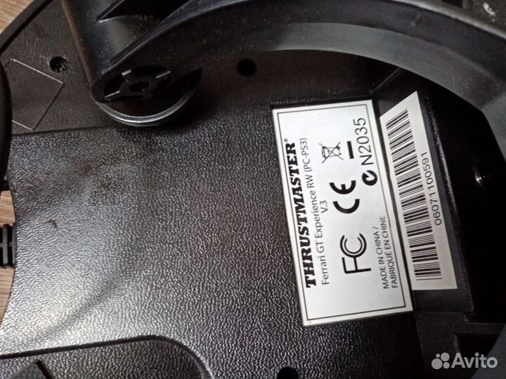 Игровой руль с педалями