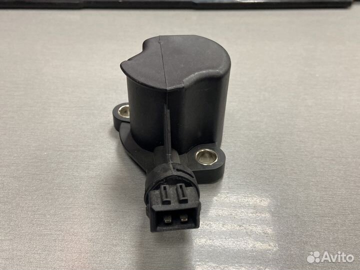 Датчик заднего хода vag 02a945413c b golf 4 b3