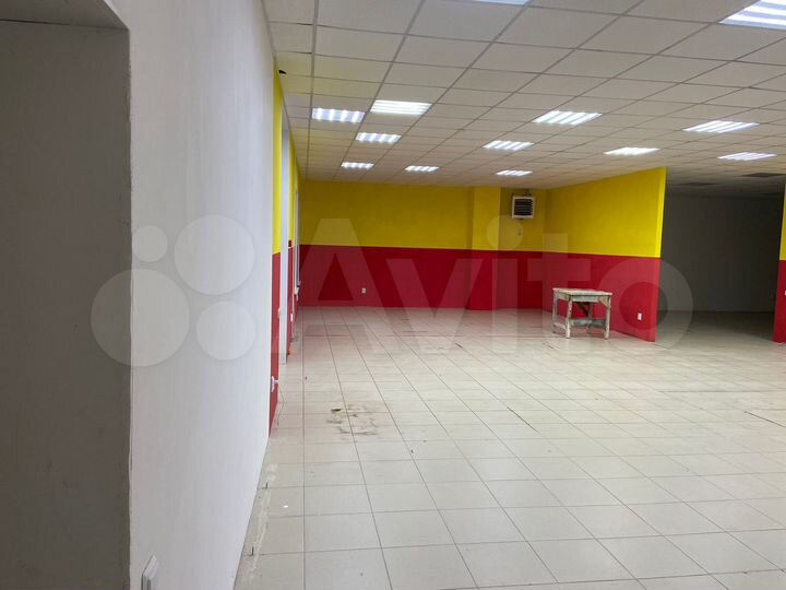 Торговая площадь, 420 м²