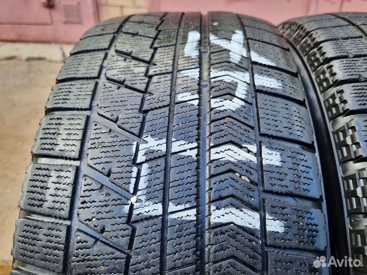 Bridgestone Blizzak VRX 235/55 R17 99S