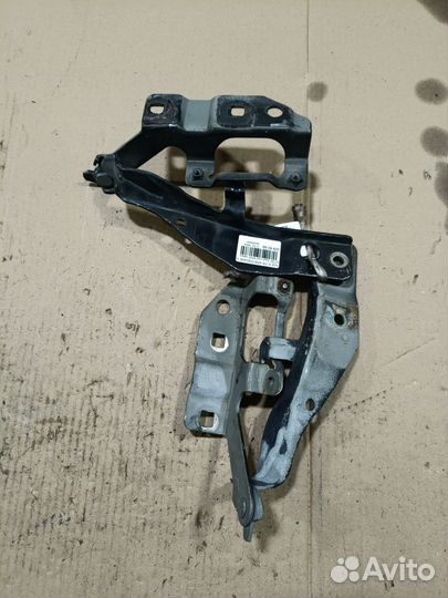 Петля капота Nissan X-trail NT30