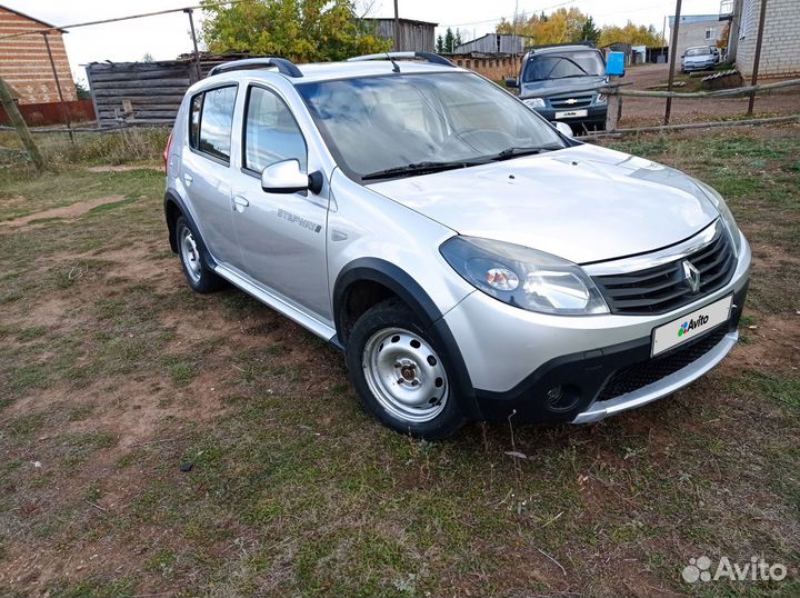 Renault Sandero Stepway 1.6 МТ, 2013, 137 700 км