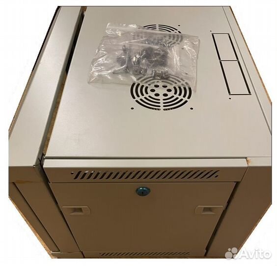 Телекоммуникационный шкаф настенный 19 6u