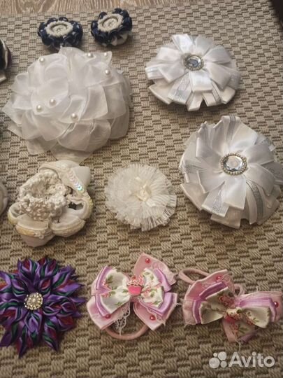 Резинки, школьные банты, заколки