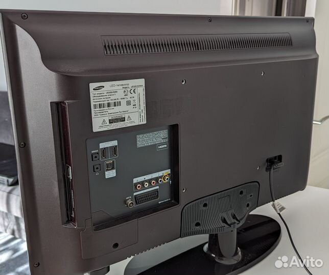 Телевизор Samsung 32 дюйма