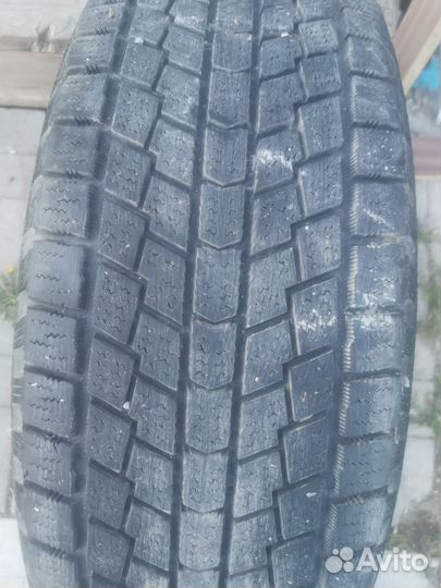 Hankook Nordik 3000 235/65 R17 104T