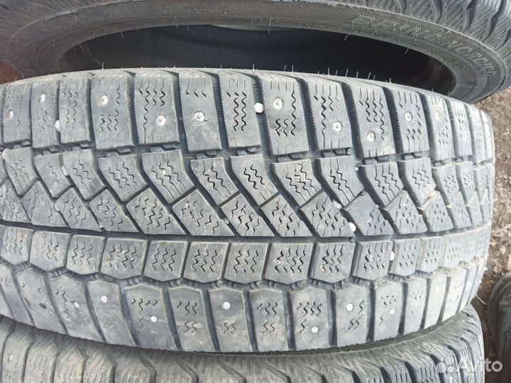 Viatti Brina Nordico V-522 205/50 R17 89T