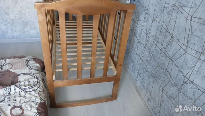 Кроватка детская с матрасом бу