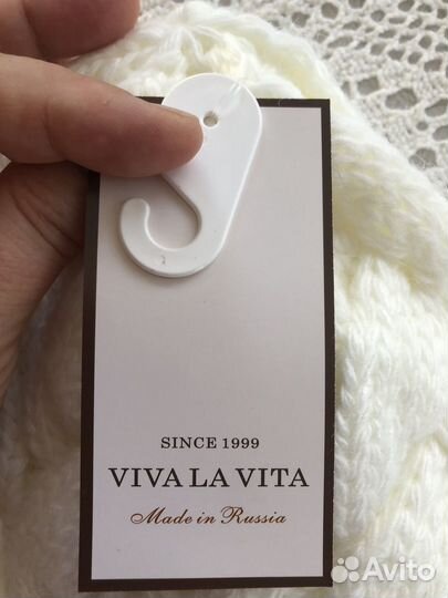 Шапка белая новая