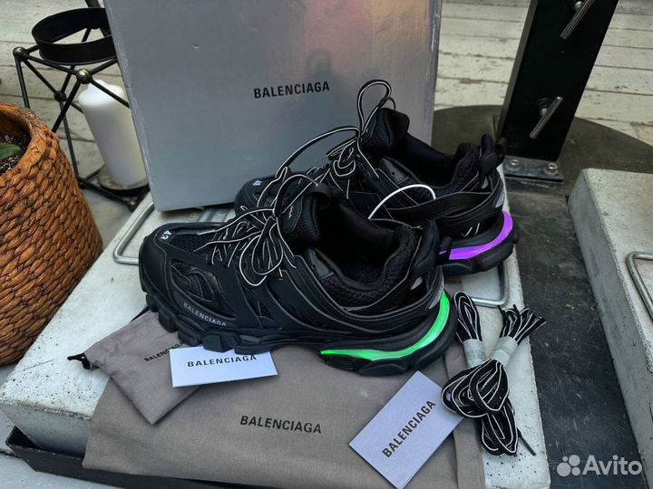 Balenciaga Track 1 LED