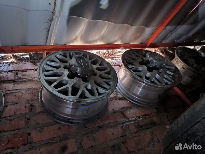 Диски для Ниссан Патфайндер 97-99гг