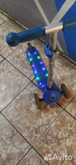 Самокат детский трехколесный Globber