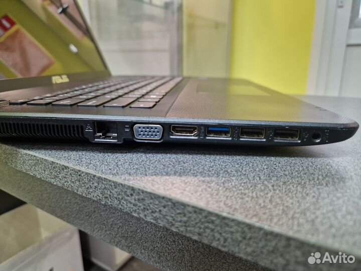 Ноутбук asus X751N