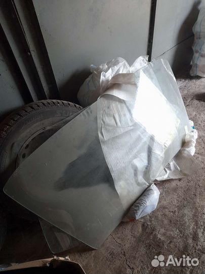 Лобовое стекло для Москвича 2141