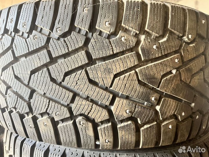 Pirelli Ice Zero 255/40 R19 100H