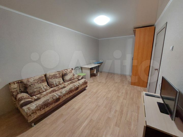 2-к. квартира, 45 м², 4/9 эт.