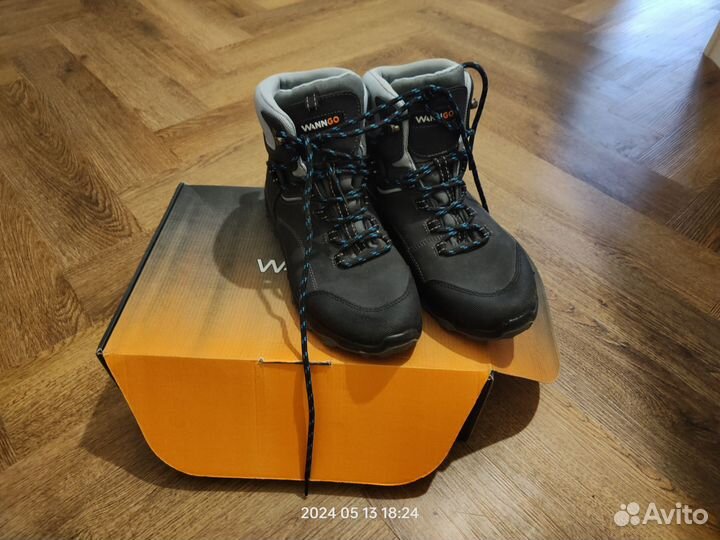 Треккинговые ботинки женские 39