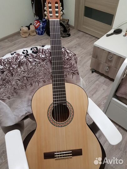 Классическая гитара yamaha c40m