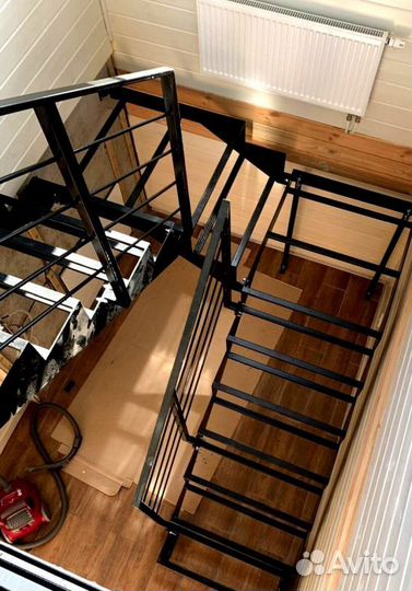 Лестница в дом под ключ