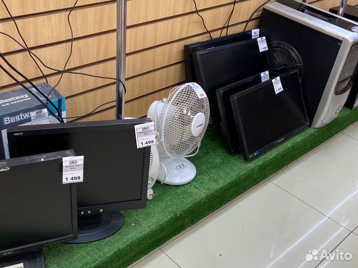 Монитор. Samsung E1920